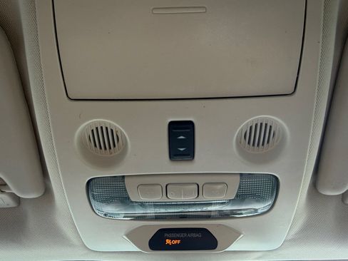 Used 2018 Ford EcoSport Titanium FWD image 28