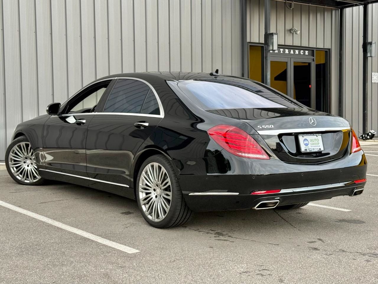 Used 2015 Mercedes-Benz S 550 Sedan image 7