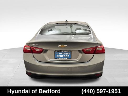 Used 2025 Chevrolet Malibu LT FWD image 6