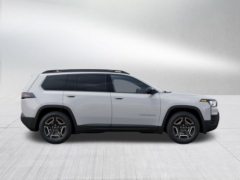 New 2026 Jeep Cherokee Laredo image 22