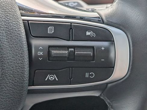 Used 2024 Kia Sportage EX FWD image 28