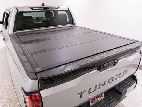 Used 2024 Toyota Tundra Platinum AWD/4WD image 11