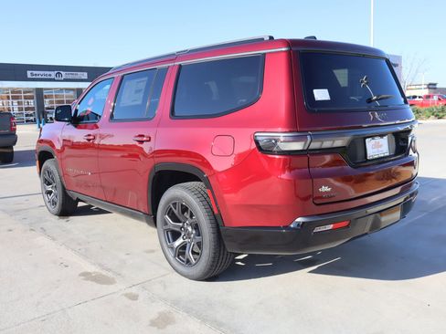 New 2026 Jeep Grand Wagoneer Limited AWD/4WD image 25