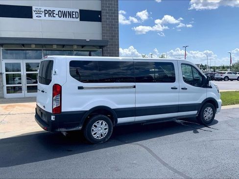 Used 2023 Ford Transit 350 XLT RWD image 6