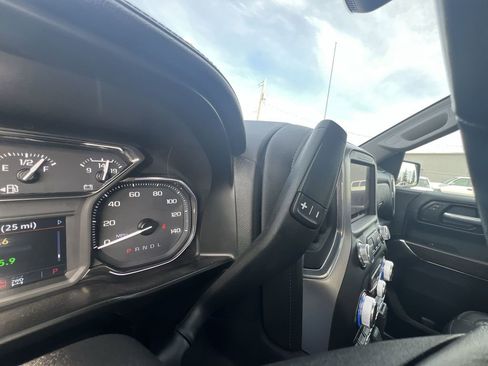 Certified 2020 GMC Sierra 1500 SLT w/ X31 Off-Road Package image 15