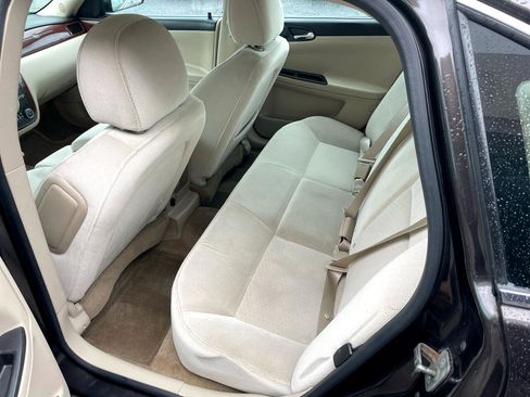 Used 2009 Chevrolet Impala LS image 23
