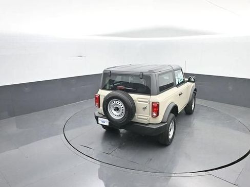 New 2026 Ford Bronco 2-Door AWD/4WD image 24