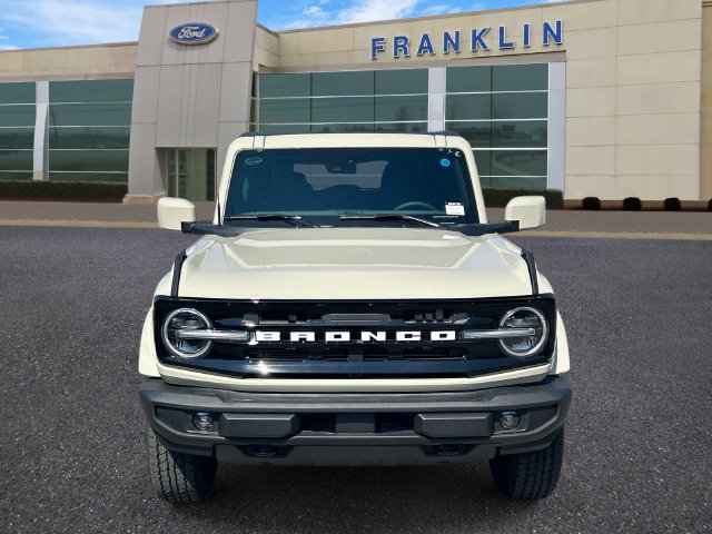 New 2026 Ford Bronco Outer Banks AWD/4WD image 2