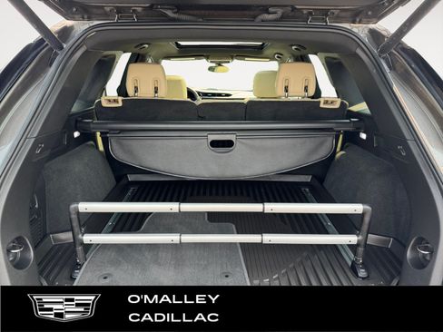 Used 2019 Cadillac XT5 Premium Luxury AWD/4WD image 12