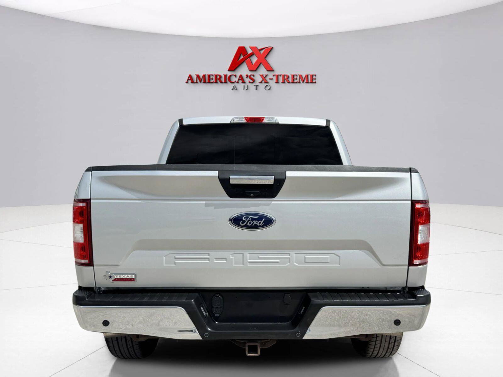 Used 2018 Ford F150 XLT w/ Equipment Group 302A Luxury AWD/4WD image 4
