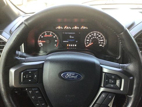 Used 2018 Ford F150 XLT w/ Equipment Group 302A Luxury AWD/4WD image 19