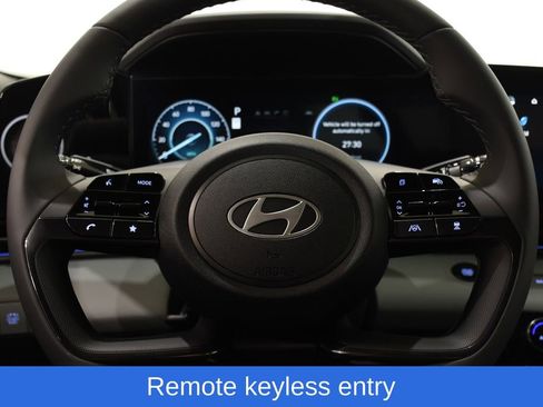 New 2025 Hyundai Elantra Limited image 10