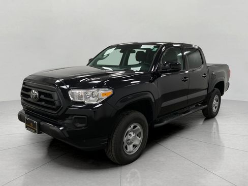 Used 2022 Toyota Tacoma DOUBLE CAB image 9
