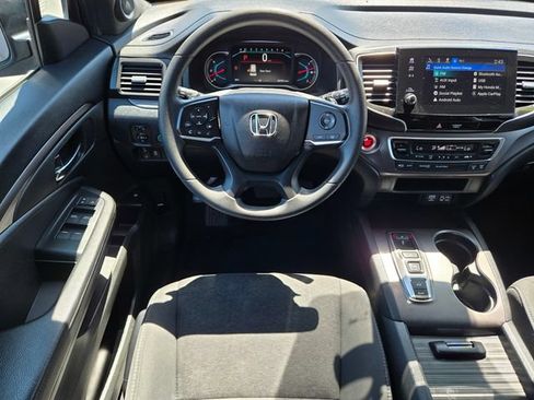 Used 2021 Honda Passport Sport image 11