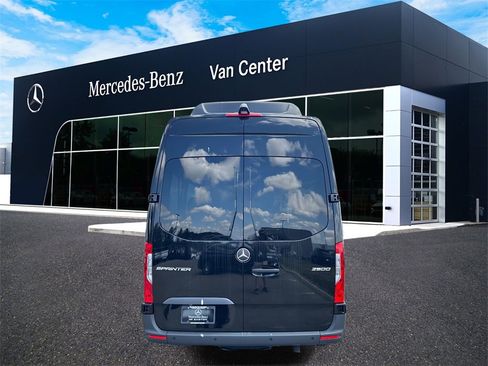 New 2025 Mercedes-Benz Sprinter 2500 image 4