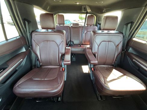 Used 2023 Ford Expedition Limited RWD image 43