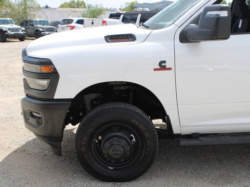 New 2026 RAM 3500 Tradesman AWD/4WD image 7