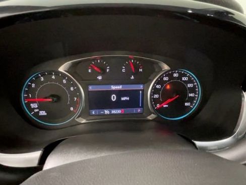 Used 2023 Chevrolet Traverse LT FWD image 25