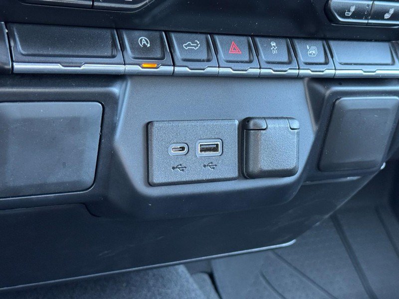 Used 2019 Chevrolet Silverado 1500 LT w/ All-Star Edition AWD/4WD image 19