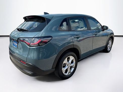 Certified 2023 Honda HR-V LX image 9