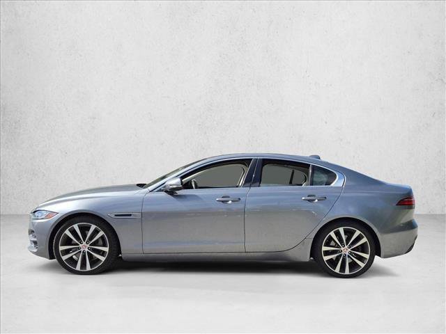 Used 2020 Jaguar XE S RWD image 8