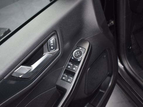 Certified 2025 Ford Escape ST-Line image 9