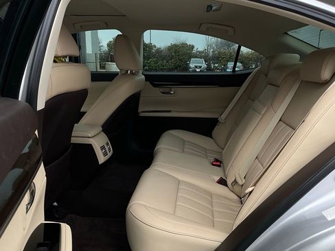 Used 2018 Lexus ES 350 350 image 12