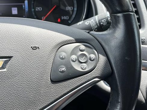 Used 2018 Chevrolet Impala Premier FWD image 18
