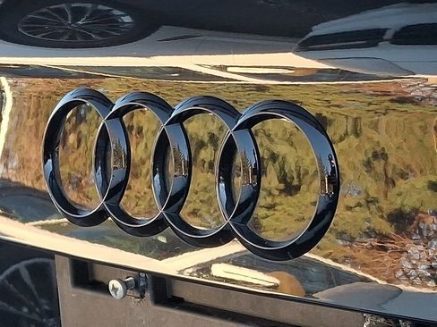 Used 2015 Audi A4 2.0T Premium Plus w/ Technology Package image 28