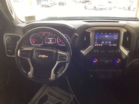 Used 2021 Chevrolet Silverado 2500 LT w/ Fleet Comfort Package AWD/4WD image 7