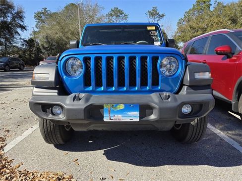 Used 2023 Jeep Wrangler Sport S image 2