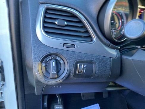 Used 2018 Dodge Journey Crossroad image 21