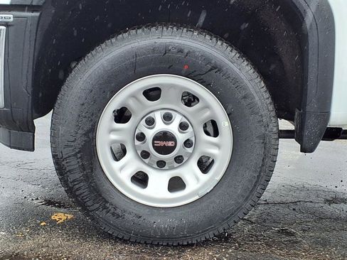 New 2025 GMC Sierra 3500 Pro w/ Convenience Package image 22