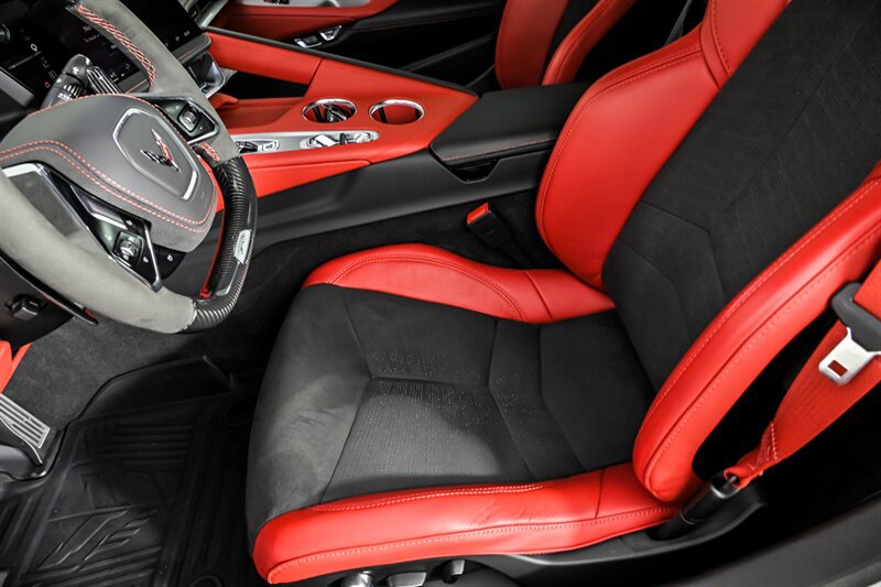 Used 2026 Chevrolet Corvette ZR1 RWD image 18