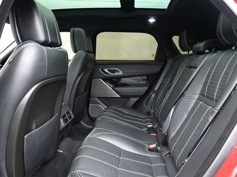 Used 2019 Land Rover Range Rover Velar R-Dynamic HSE image 20