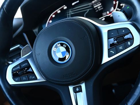 Used 2022 BMW 330e w/ M Sport Package image 31