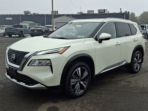 Certified 2023 Nissan Rogue Platinum w/ Platinum Premium Package image 3