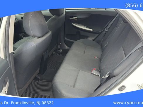 Used 2010 Toyota Corolla S FWD image 20
