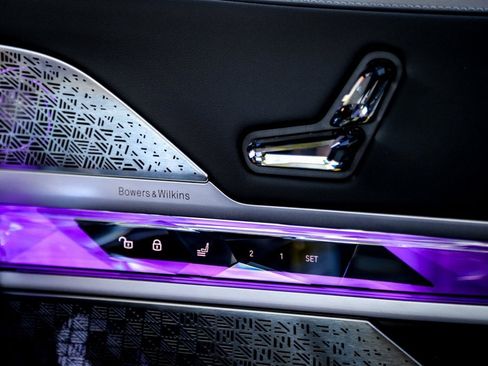 New 2025 BMW 760i xDrive w/ Executive Package image 23