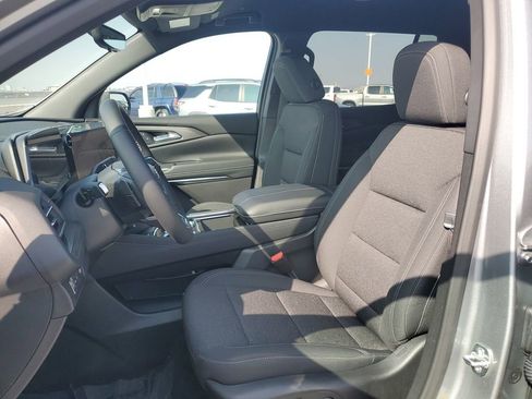 New 2026 Chevrolet Traverse LT w/ Driver Confidence Package FWD image 18