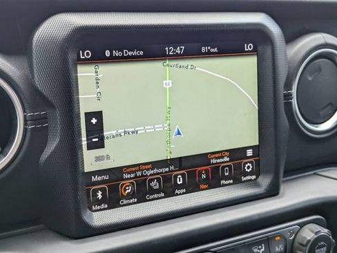 Used 2022 Jeep Wrangler Unlimited Sahara w/ LED Lighting Group AWD/4WD image 22