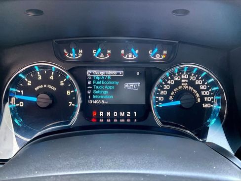 Used 2013 Ford F150 XLT w/ XLT Chrome Pkg image 27