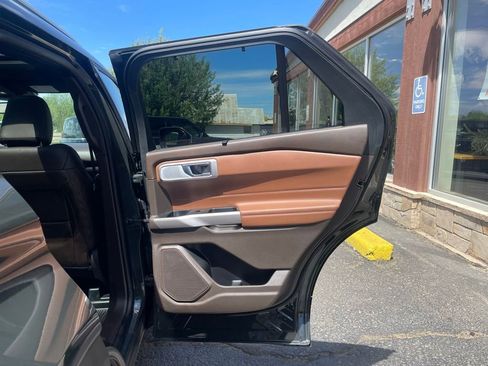 Used 2024 Ford Explorer King Ranch w/ Technology Package AWD/4WD image 20