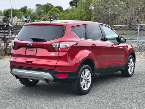 Used 2017 Ford Escape SE w/ SE Cold Weather Package AWD/4WD image 7