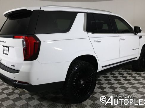 Used 2026 GMC Yukon Denali Ultimate AWD/4WD image 5