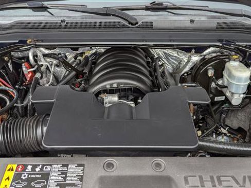 Used 2018 Chevrolet Suburban Premier image 30