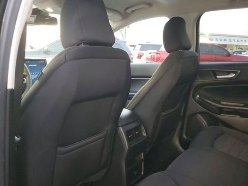 Certified 2022 Ford Edge SE w/ Black Appearance Package image 11