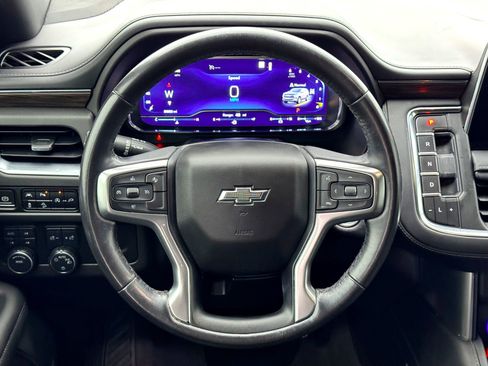 Used 2022 Chevrolet Suburban Z71 image 24