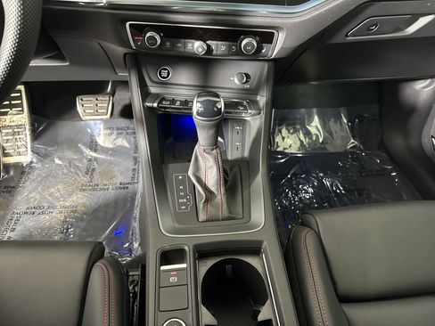 Used 2025 Audi Q3 2.0T Premium Plus w/ Premium Plus Package image 24