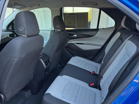 Used 2024 Chevrolet Equinox LS w/ LS Convenience Package image 9